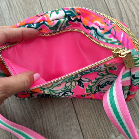 New nwot Lilly Pulitzer Belt Bag - Picture 6 of 12